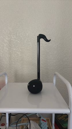 black otamatone
