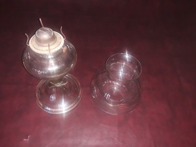 Antique Kerosene Lamp With Chimney