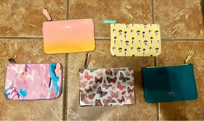 Ipsy Lot of 5 Multicolor Zipper Makeup Bags/Cosmetic Pouches