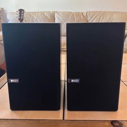 KEF Q100 Bookshelf Speakers