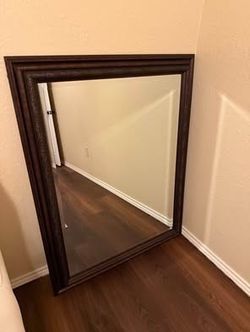 Elegant large dark wood frame hanging mirror size 3 ft x 4 ft in great condition