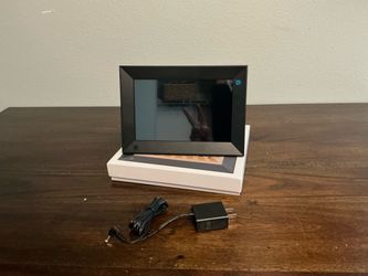 8” WiFi Digital Picture Frame