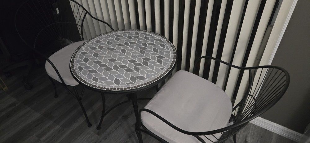 Table Tile Top And Rod iorn Chair's