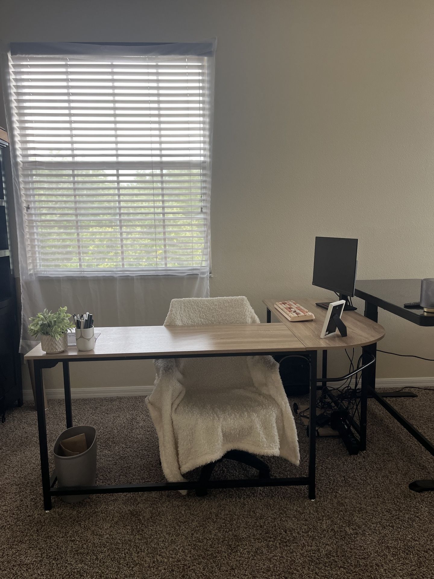 L Shaped Desk!