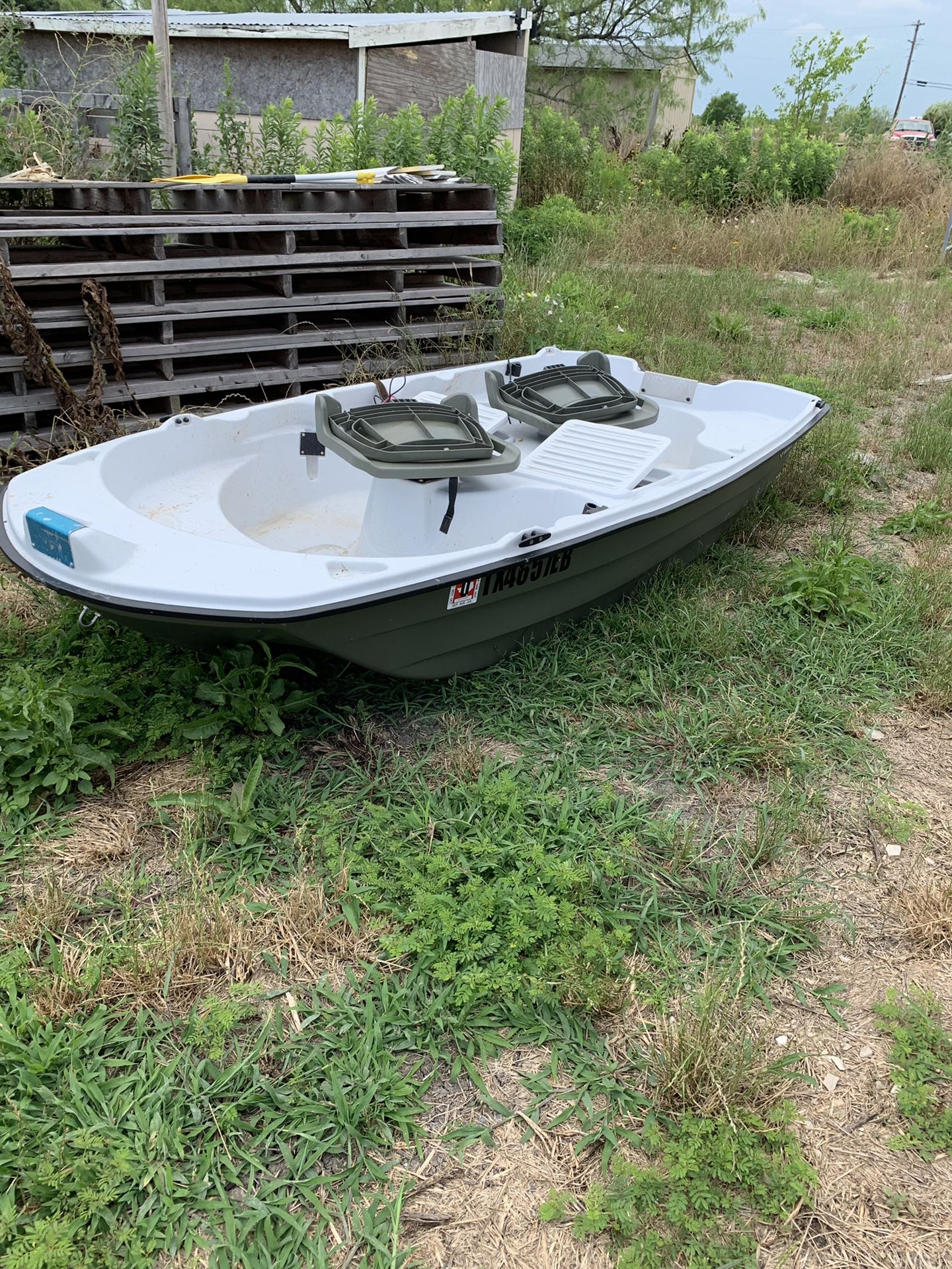 Pelican Predator 103 Fishing Boat for Sale in Midlothian, TX OfferUp