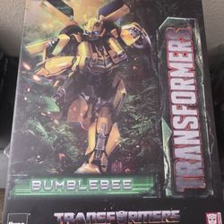 Threezero DLX Transformers Rise Of The Beast Bumblebee 