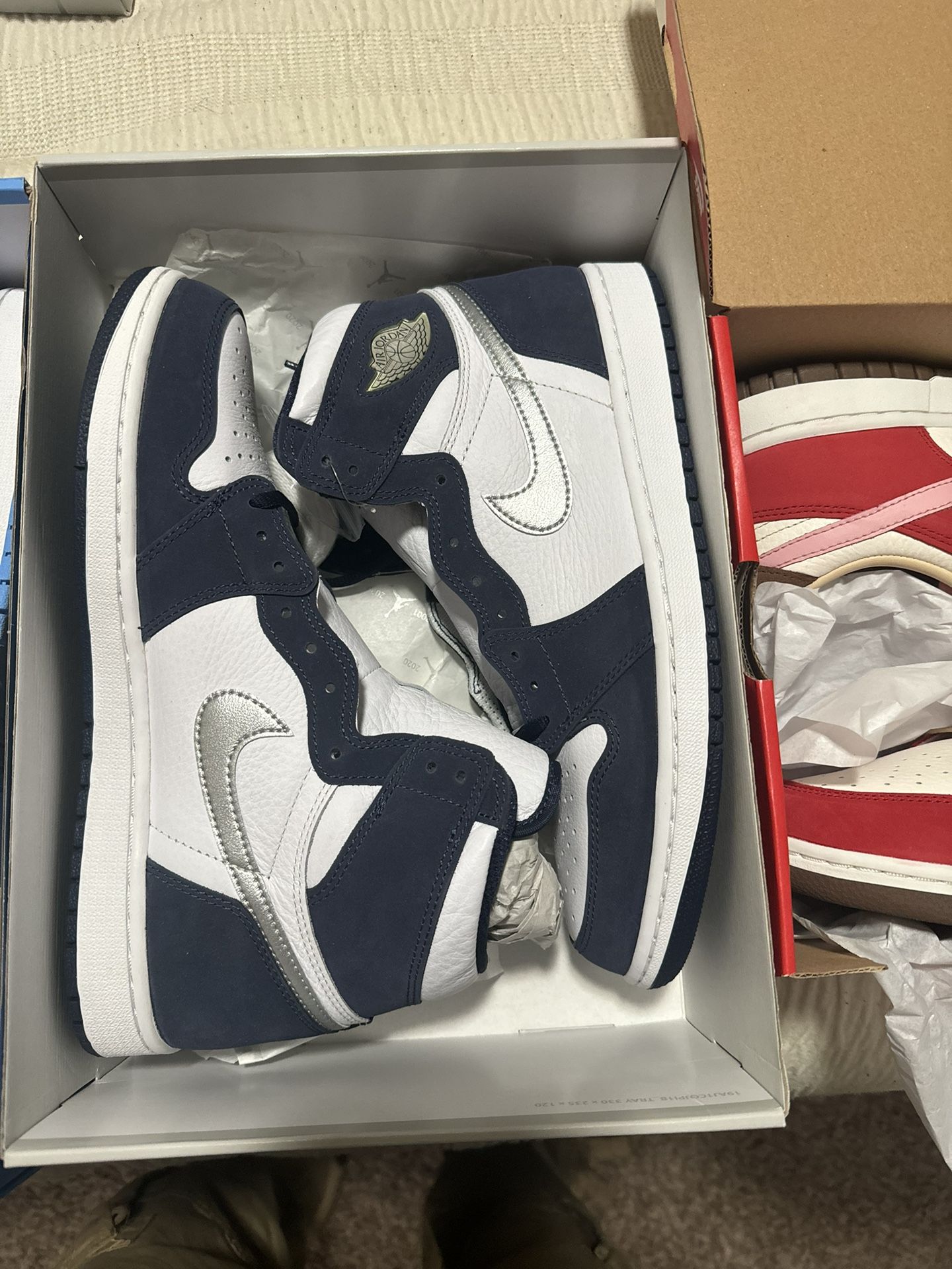 Midnight Navy Jordan 1