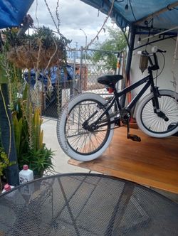 Kent Bicycles Spector BMX Bicycle Fits Rider 4'2" - 5', Black/White, Child/Tween/Teen, Unisex