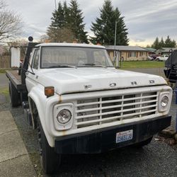 1976 Ford F-600