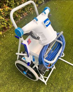 Hammerhead Pool vacuum