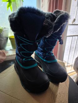 Womens snow boots