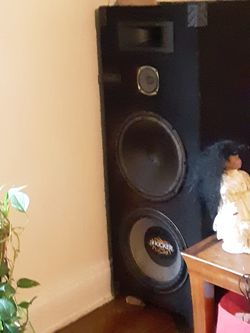 2 Welton Pro Studio 15's With Kicker Subs