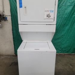 Kenmore Stackable Washer And Electric Dryer Set In Good Working Condition 