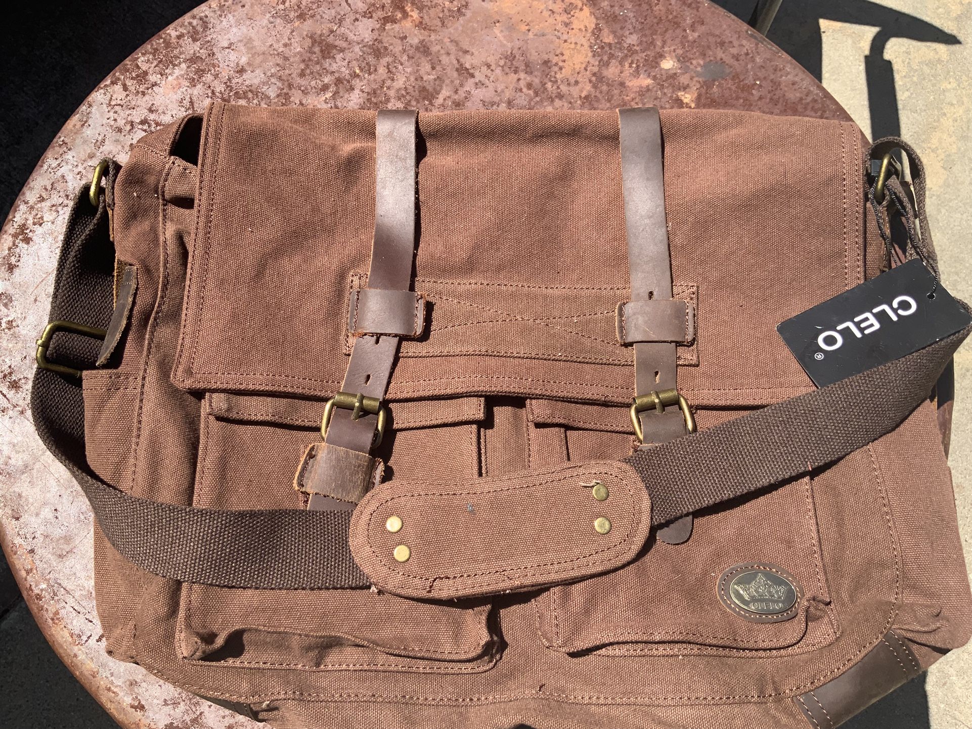 New Canvas messenger Bag