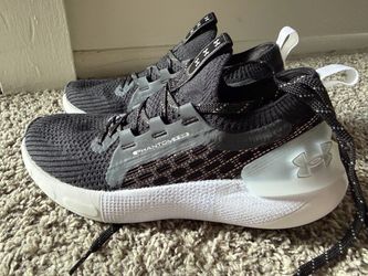 Under Armour women shoes 6.5