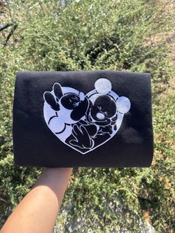 Mickey & Minnie Embroidered sweater