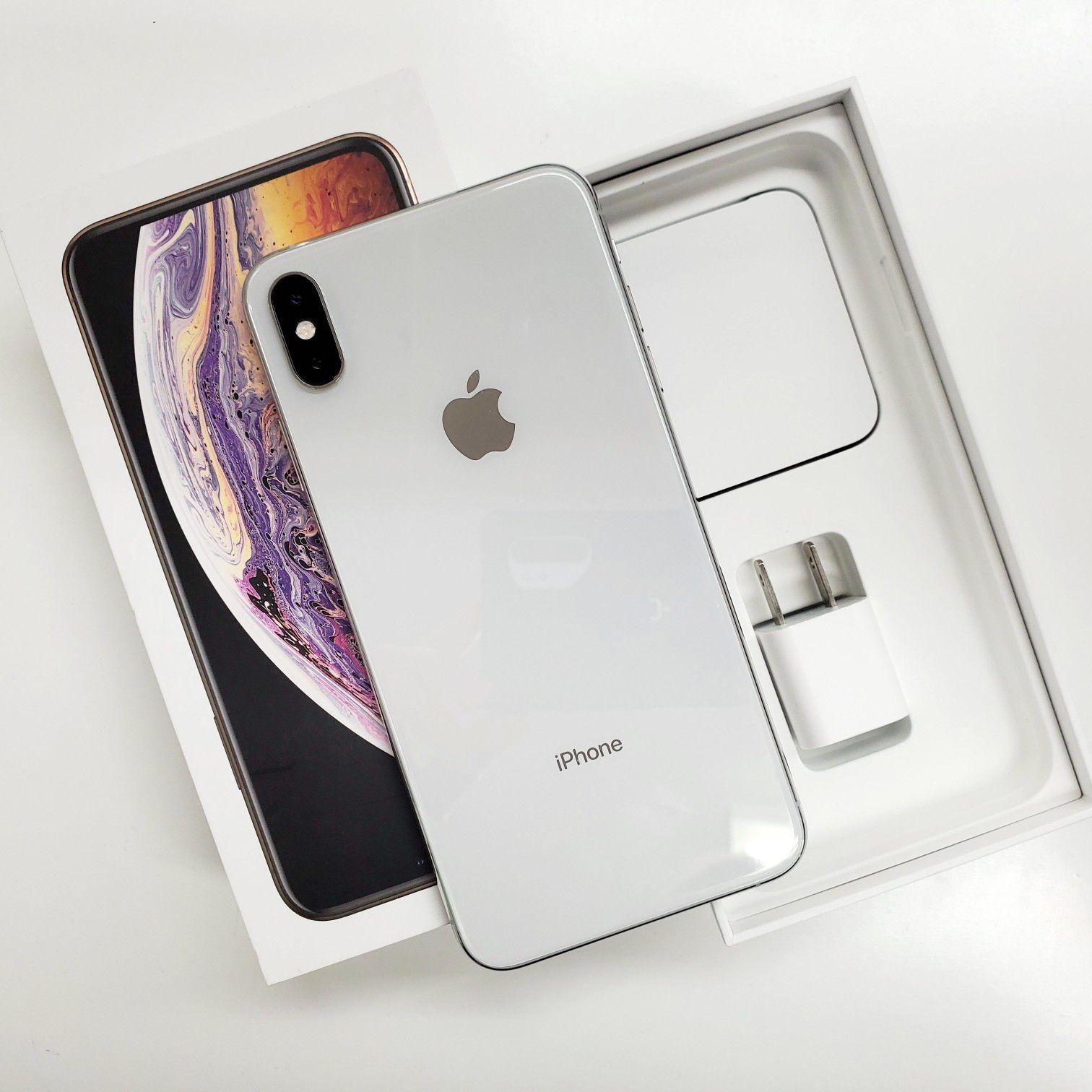 iPhone Xs Max Unlocked To Any Carrier SILVER 512GB