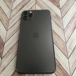 iPhone 11 Pro Max (512GB) Unlocked / Liberado