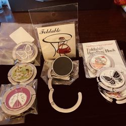 Pocket Book Holder Who Wants Bad Luck !!!Attaches To Tables