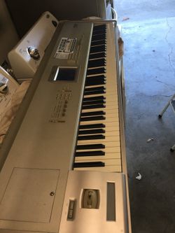 Korg Triton Studio 88 weighted keys workstation