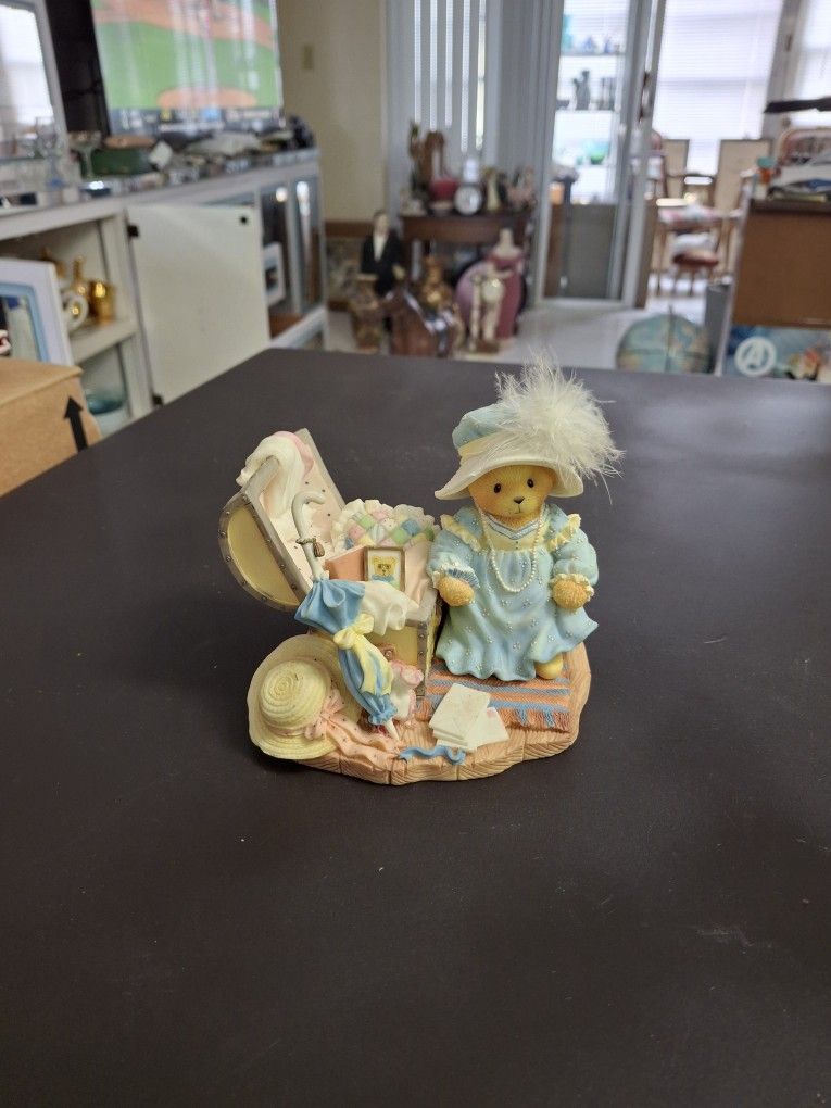 Cherished Teddies 1997 Kaitlyn "Old Treasures. New Memories " Item # 302600