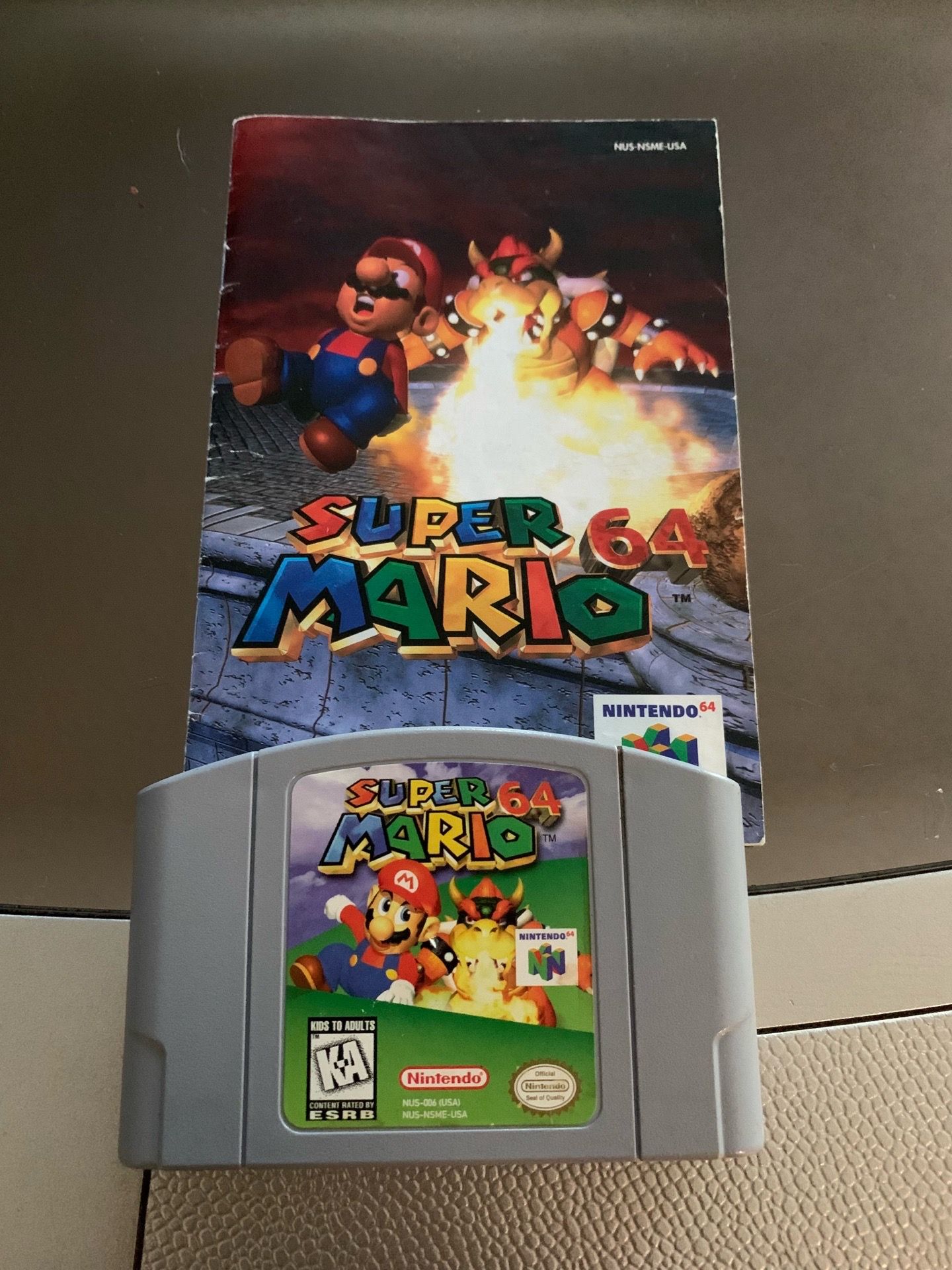 Authentic Nintendo 64 Super Mario 64 W Manual Tested