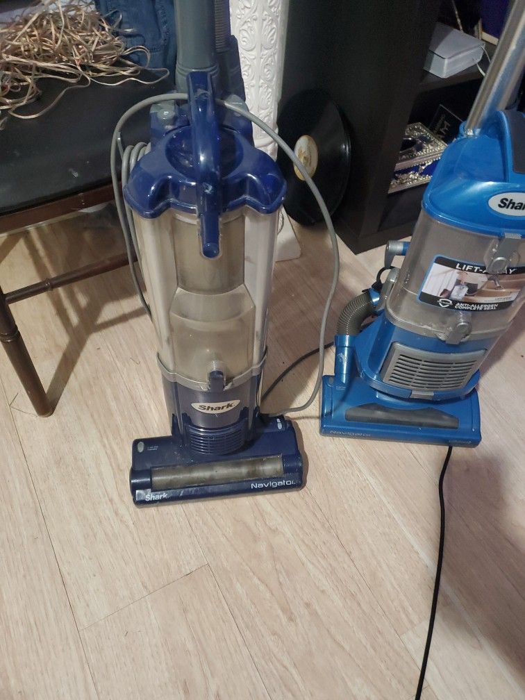 Vacuum Cleaner SHARK NAVIGATOR