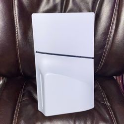 Playstation 5 with Left 4 Dead disk, & controller