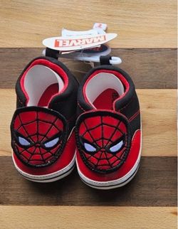 Marvel Spiderman soft baby crib shoes  3-6 months