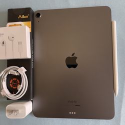 Apple IPad Air 5th Generation (10.9” Liquid Retina/ M1 chip / 2022 Model) 64GB with pen, keyboard case & Accessories (256gb $499)