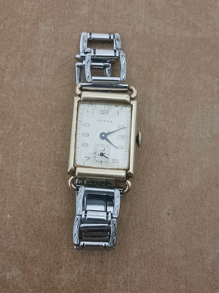 14k Gold Invicta Watch for Sale in Tacoma, WA - OfferUp