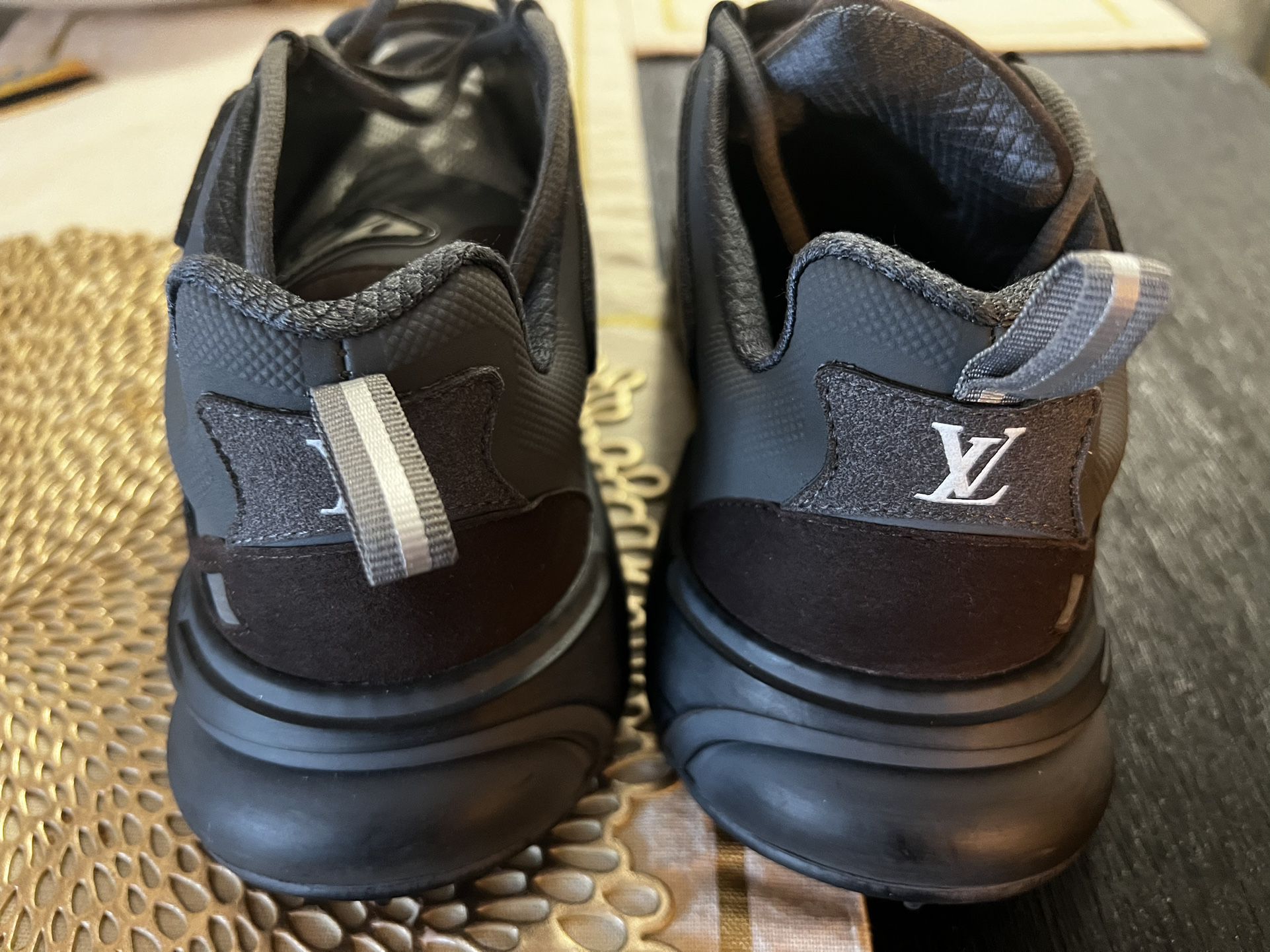 louis vuitton runner On Sale - Authenticated Resale