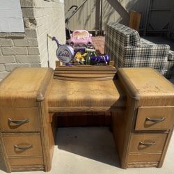 Black Desk/dresser