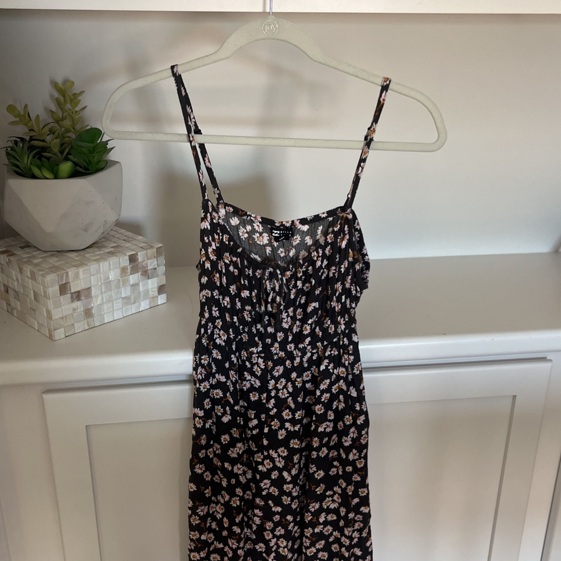 Billa bong Sundress Size M