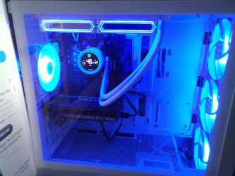 Rtx 5060 , ryzen 5 5500 , 16 gigs of ram , watered cooled gaming PC