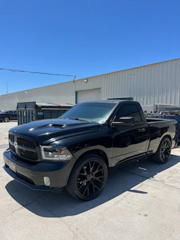 Dodge Ram Short Bed 2 Door 2dr 2014