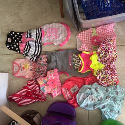 10 Small Dog Outfits 