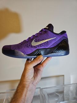Kobe 9 moonwalkers size 14 with basketball