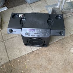 Sony Bluetooth Speaker Only Used Once 