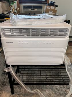 Frigidaire 8,000 BTU Window A/C Unit – Like New