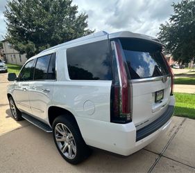 2018  Cadillac Escalade