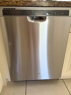 Whirlpool Stainless Steel Built-In Dishwasher