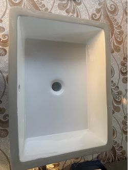 Bathroom sink
