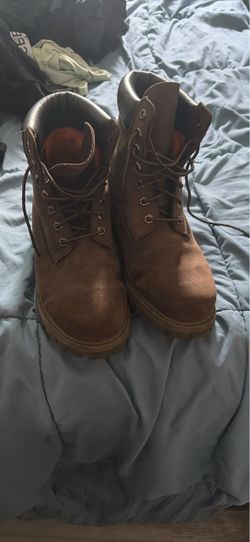 Steel toed Timberland Hiking boots 9.5 M