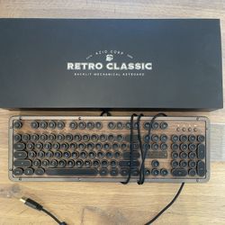 Azio Mechanical Keyboard 