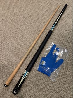 Pool Cue with Sport Grip and Glove