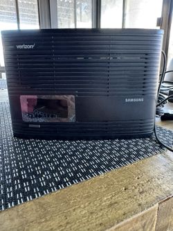 Verizon Wireless 4G Network Extender 2 (SLS-BU10B)