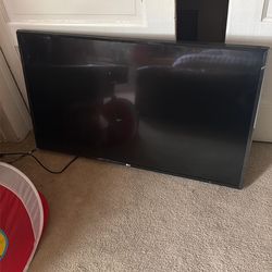 UK6300PUE 4K HDR Smart LED UHD TV w/ AI ThinQ® - 43" Class (42.5" Diag)