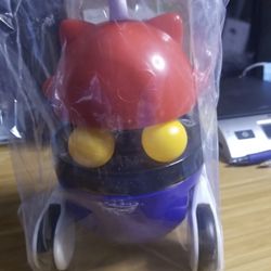 Moving Fortune Cat Tumbler Treat Toy