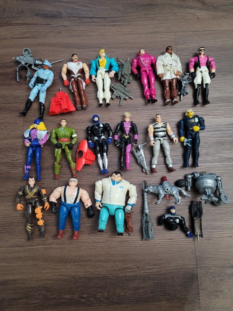 Cops n Crooks Vintage 6" Action Figures lot Of 15 - Hasbro With Some Accessories.